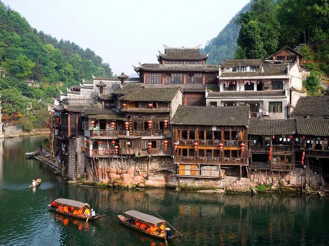 皇冠地下城